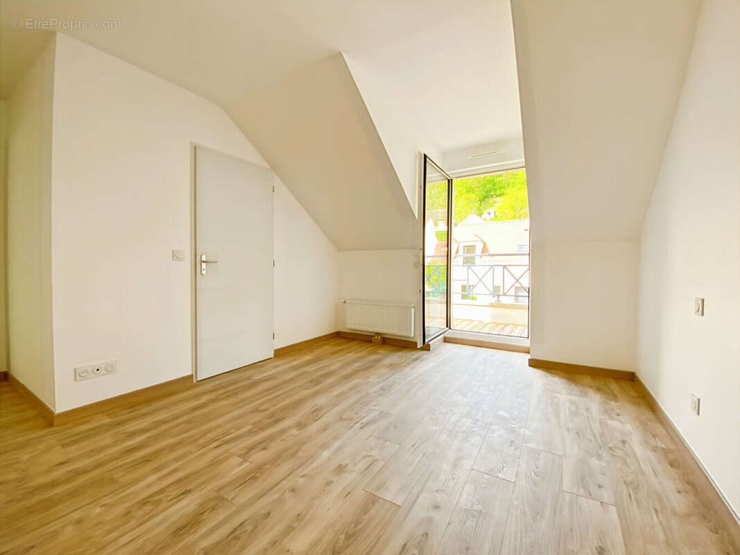 Maison à MANTES-LA-VILLE