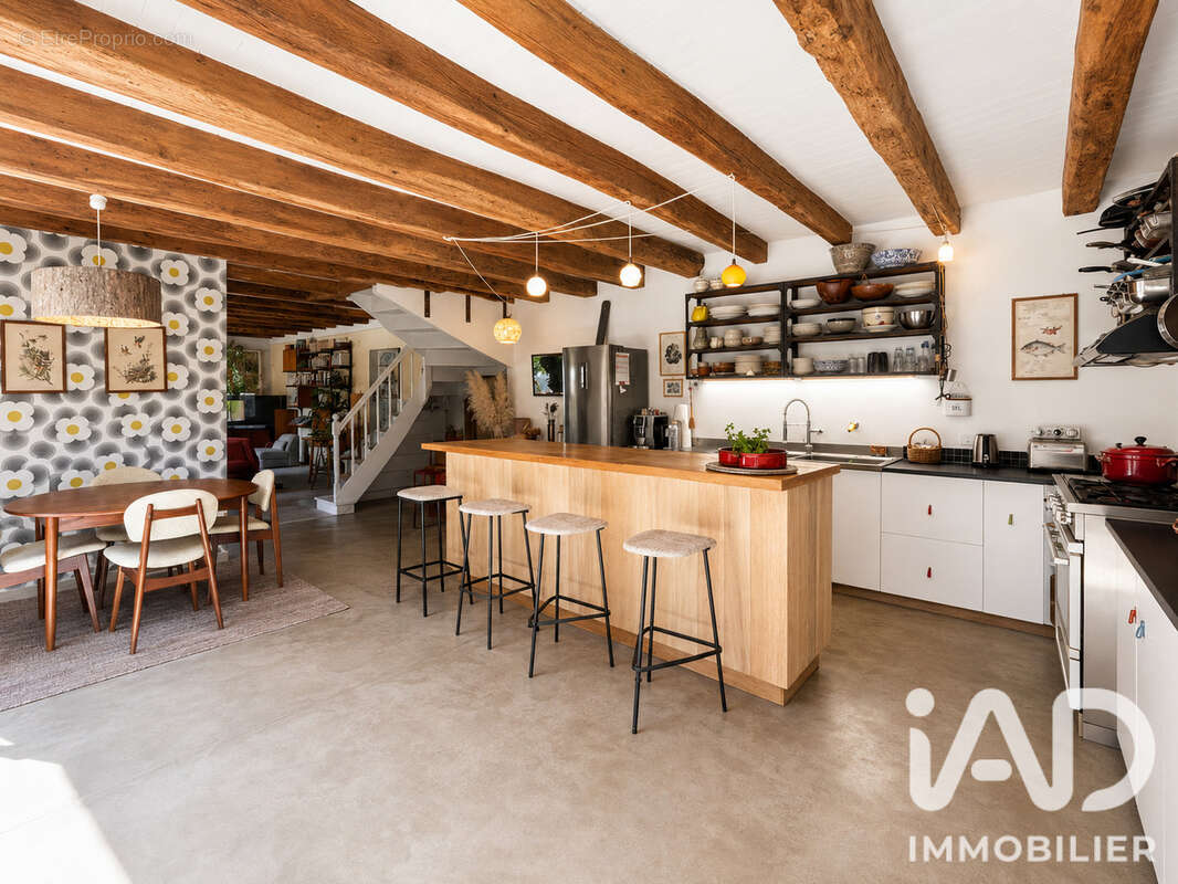 Maison 331 m² à Colpo  - photo 7