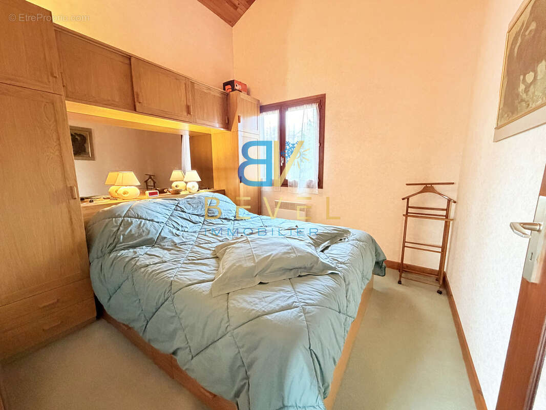 (73) la toussuire - rare chalet indépendant avec grand terrain - centre station - photo 4