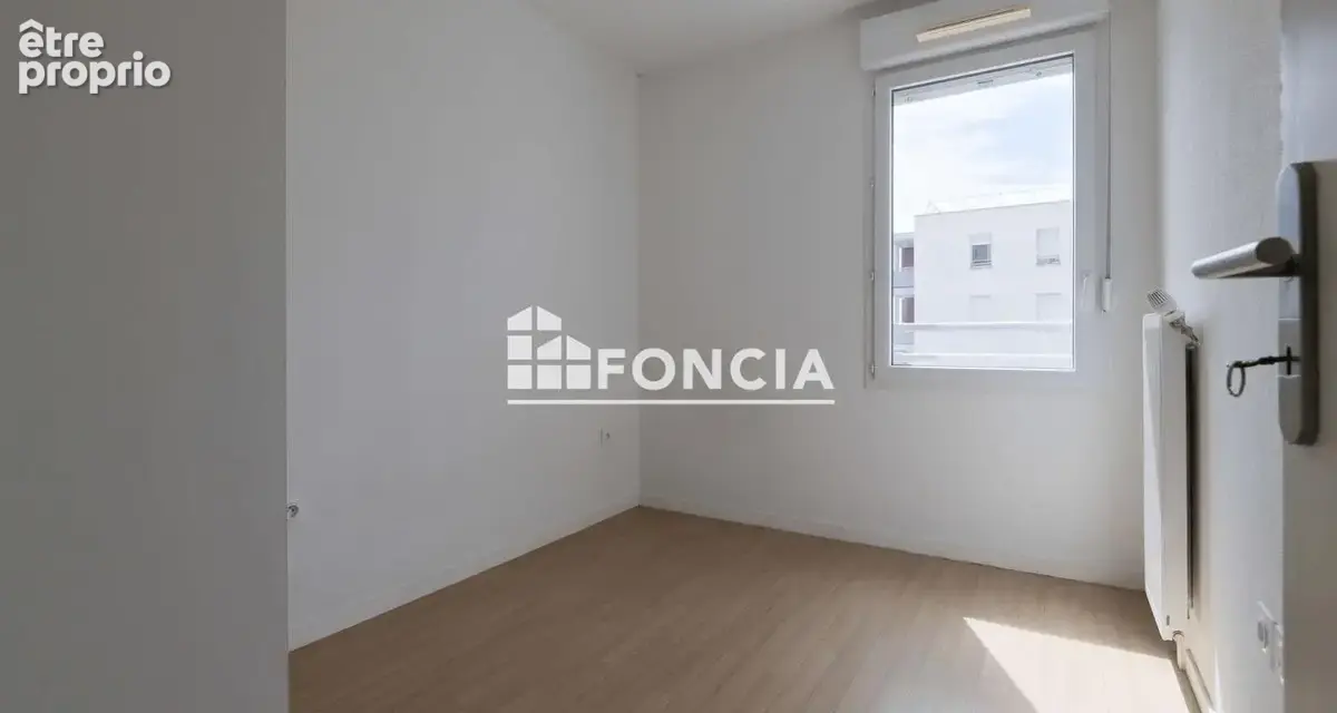 LE MÉE-SUR-SEINE : Appartement 3 pièces de 54 m² – Résidence de 2015 – Terrasse – Parking en sous-sol - photo 13