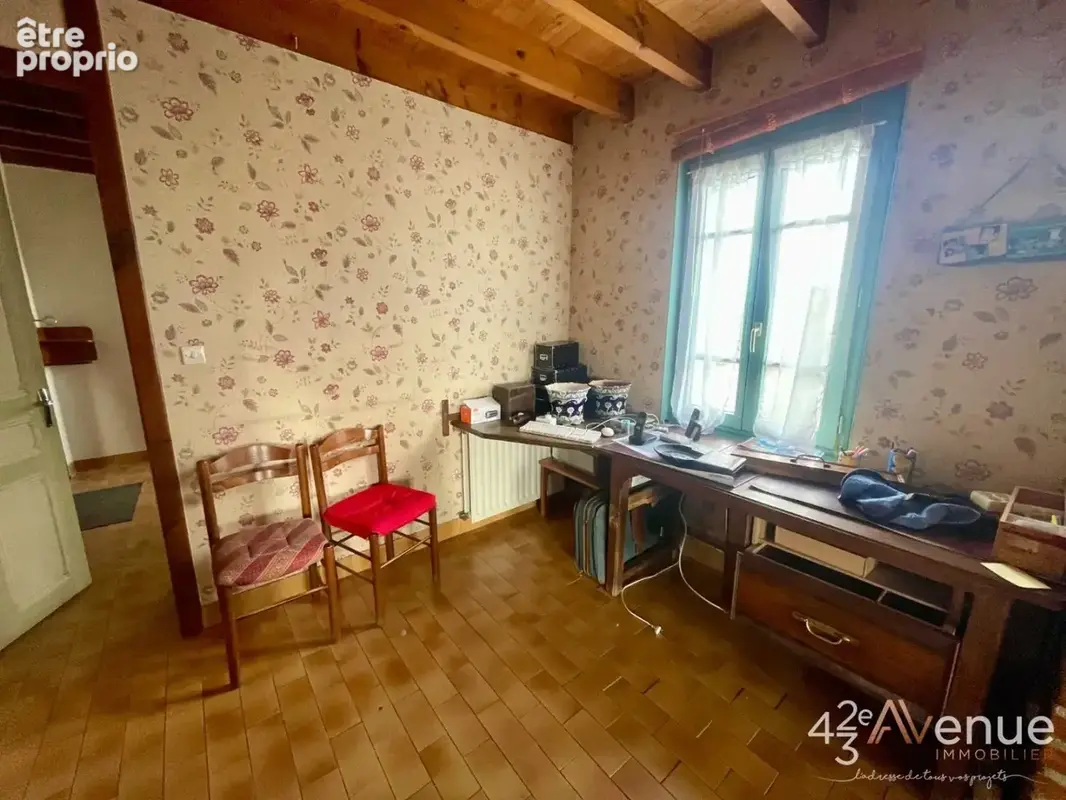 Maison 5 pièces 140 m² à vendre à Bas-En-Basset (43210) - photo 9