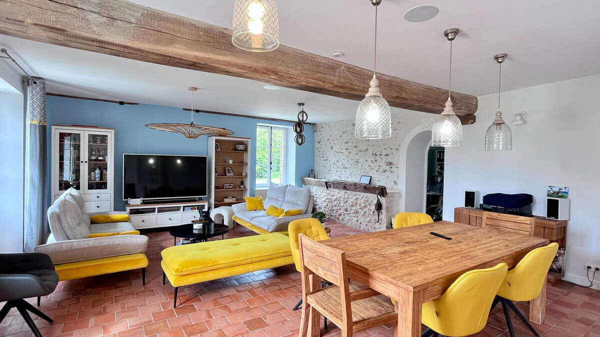 Maison à BANNOST-VILLEGAGNON