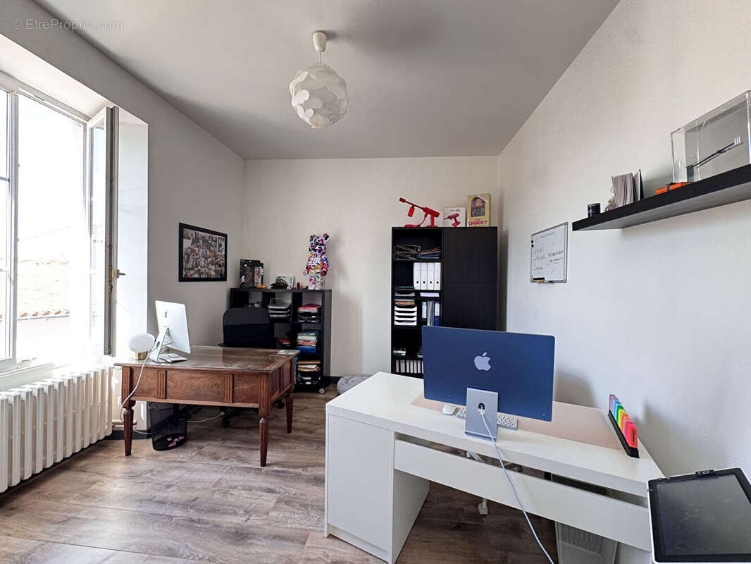 Nieul sur mer - Maison de maître urbaine en centre bourg - photo 11