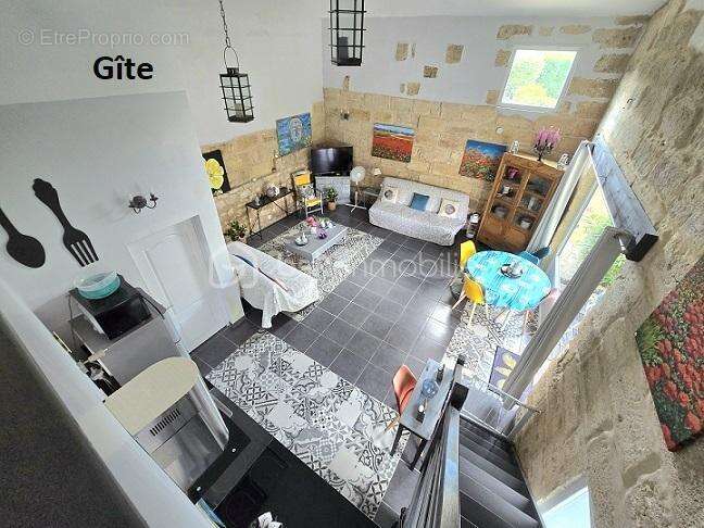 Maison à SAINT-EMILION