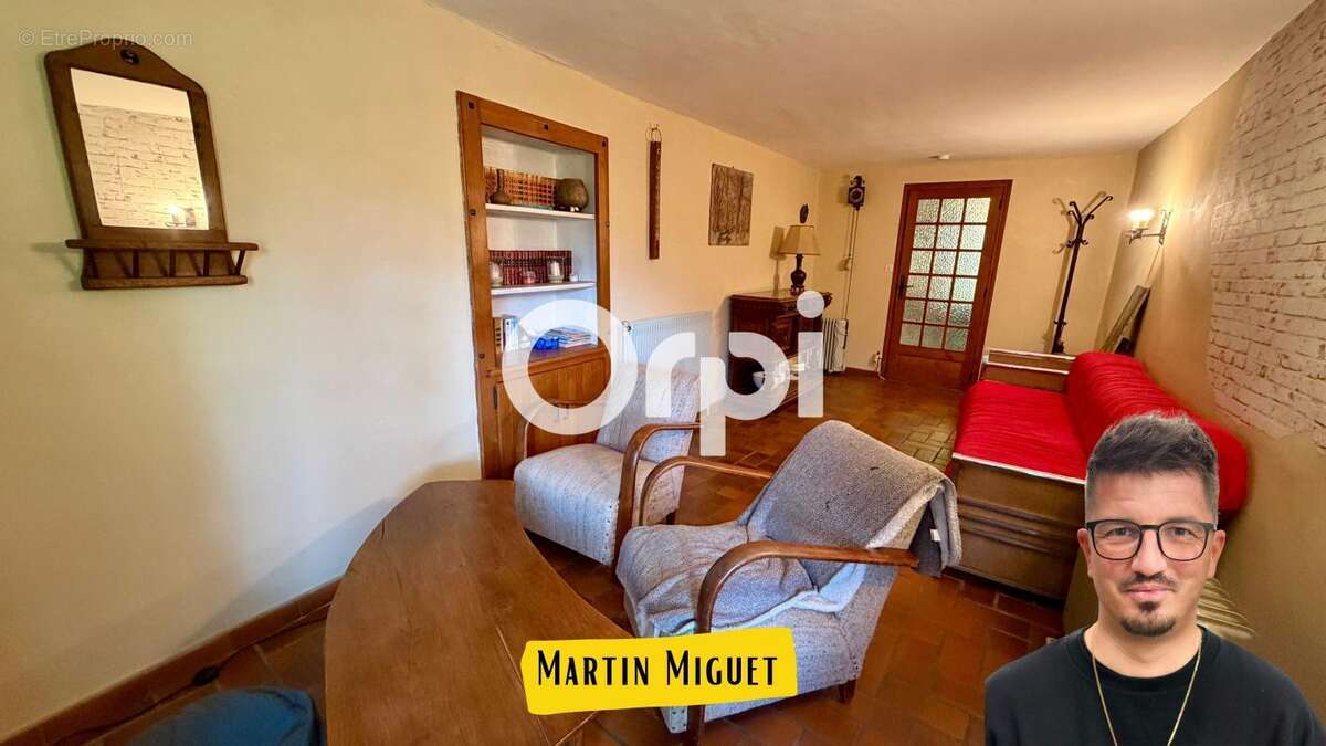 Maison à SAINT-GEOIRE-EN-VALDAINE