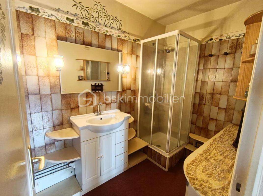 Appartement à SAINTE-GENEVIEVE-DES-BOIS