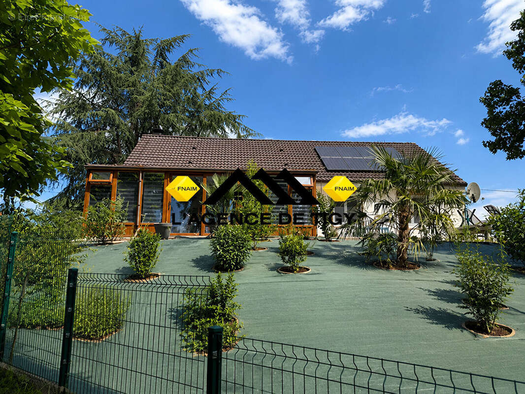 Maison sur sous-sol total avec  plan d'eau - photo 3