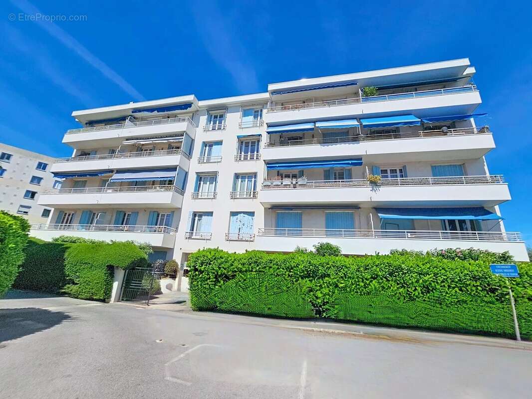 Nice ouest – la victorine  2 pièces dernier étage – vue mer – entièrement rénové - photo 8