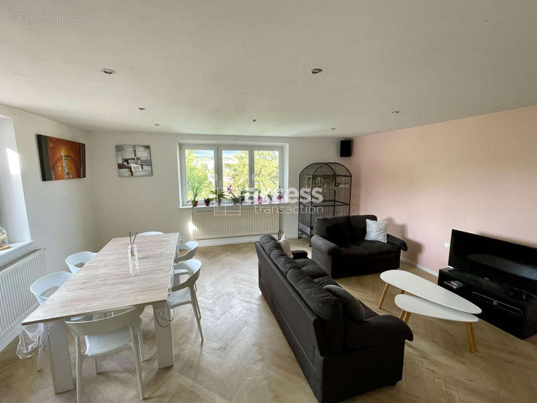 Maison à PREUSCHDORF