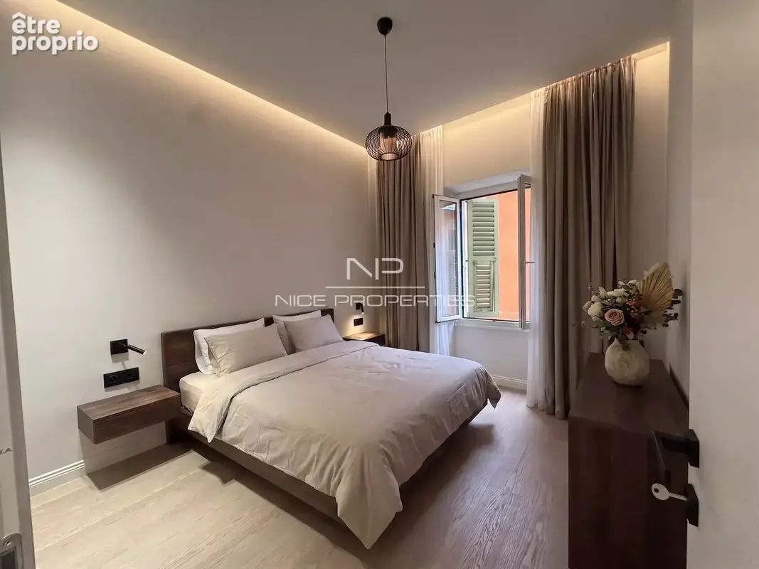 Coeur de Villefranche-sur-Mer, superbe appartement 3 pièces rénové et climatisé - photo 6
