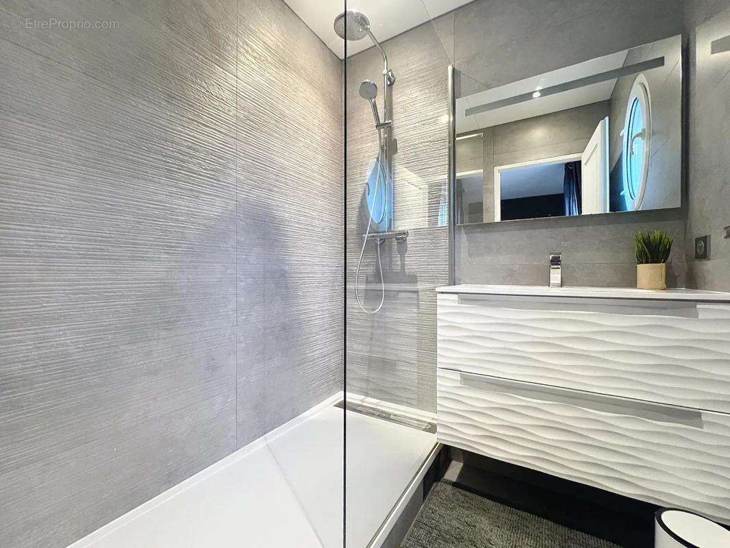 Maison à BAILLY-ROMAINVILLIERS