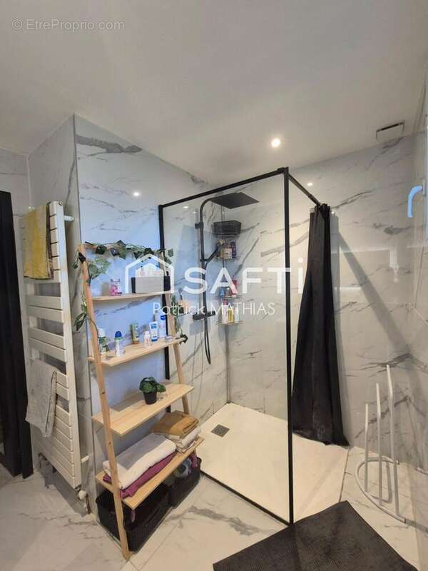 Photo 5 - Maison à VERON