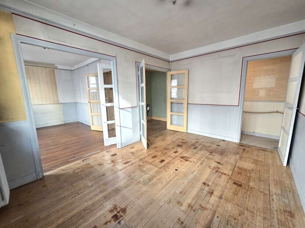 Appartement à ISSY-LES-MOULINEAUX