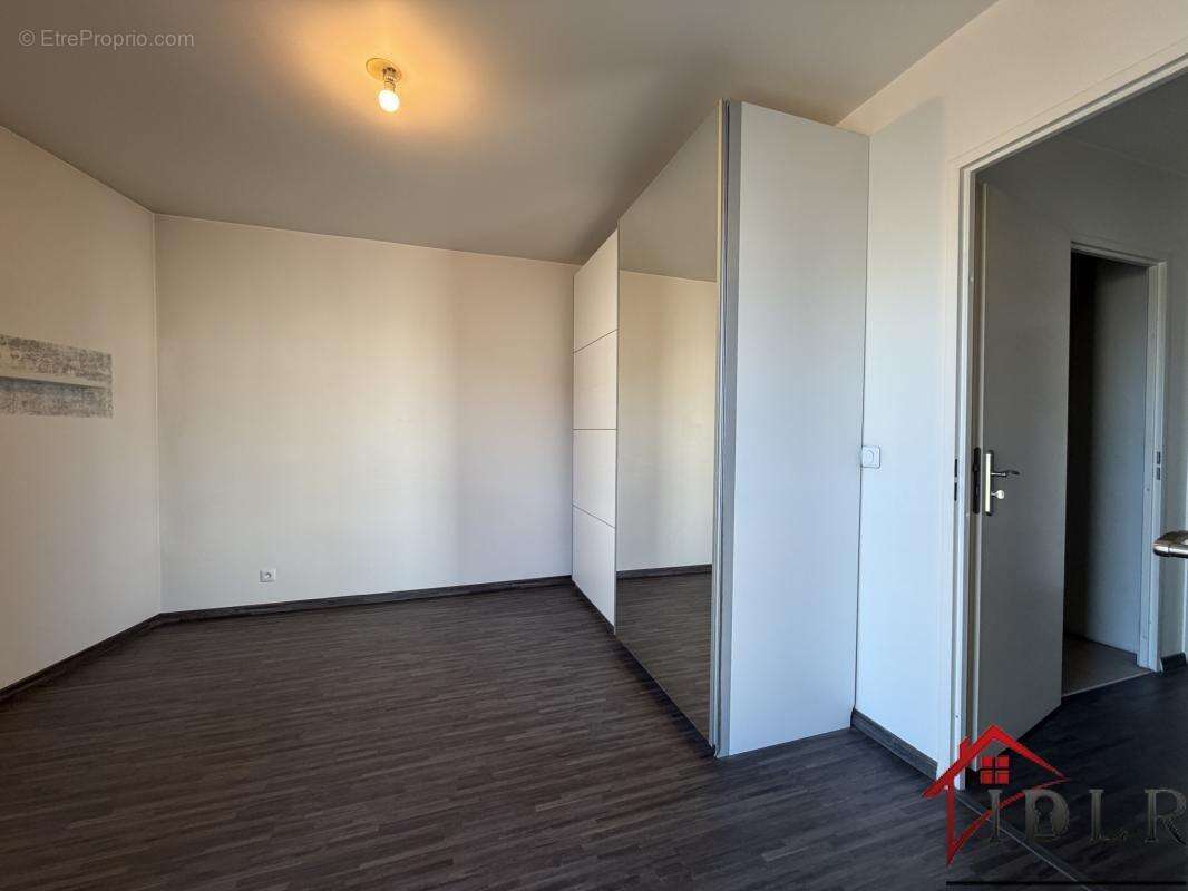 Appartement à LE BLANC-MESNIL