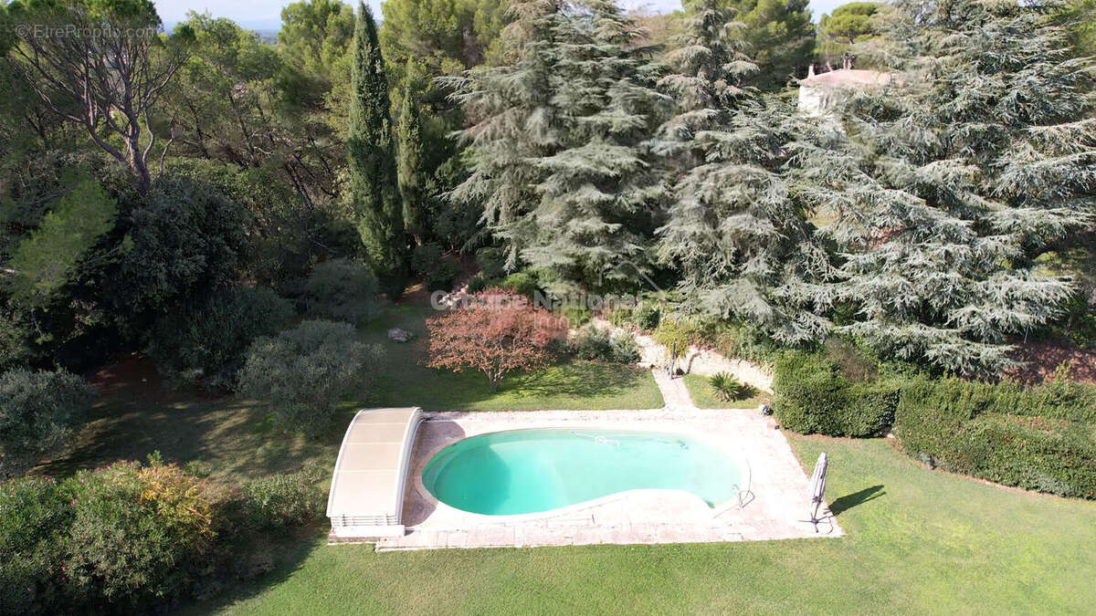 Maison à ORANGE