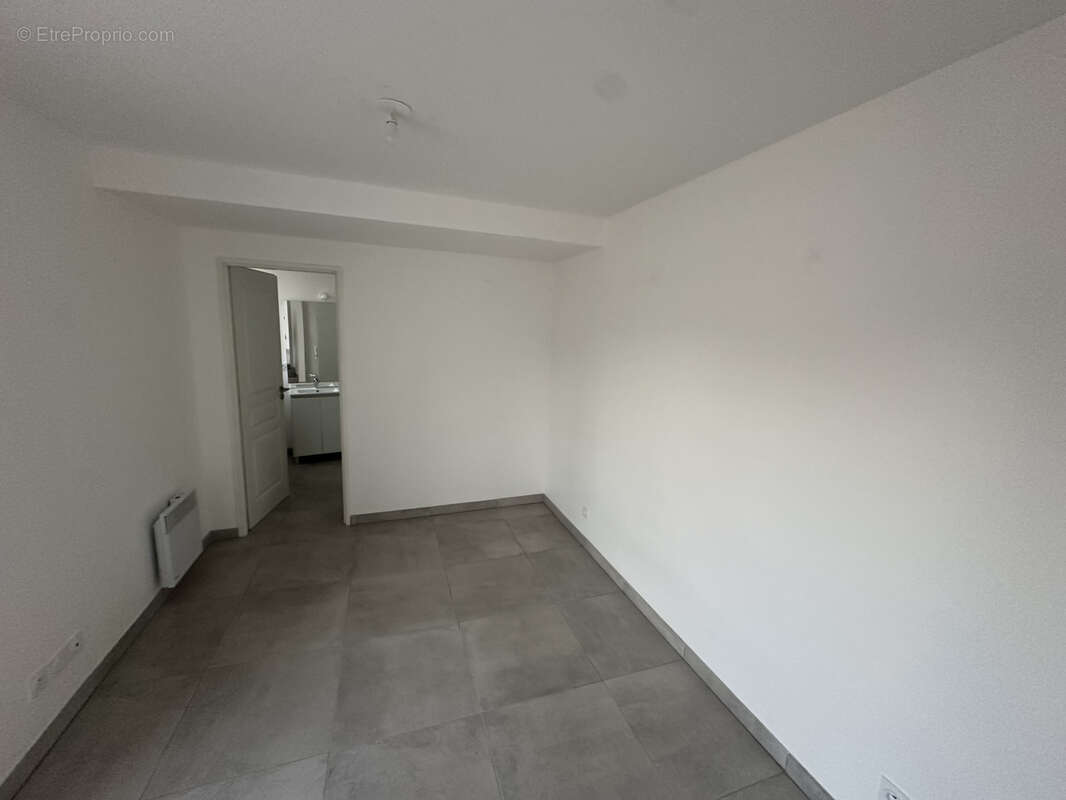 Appartement à SAINT-FARGEAU-PONTHIERRY