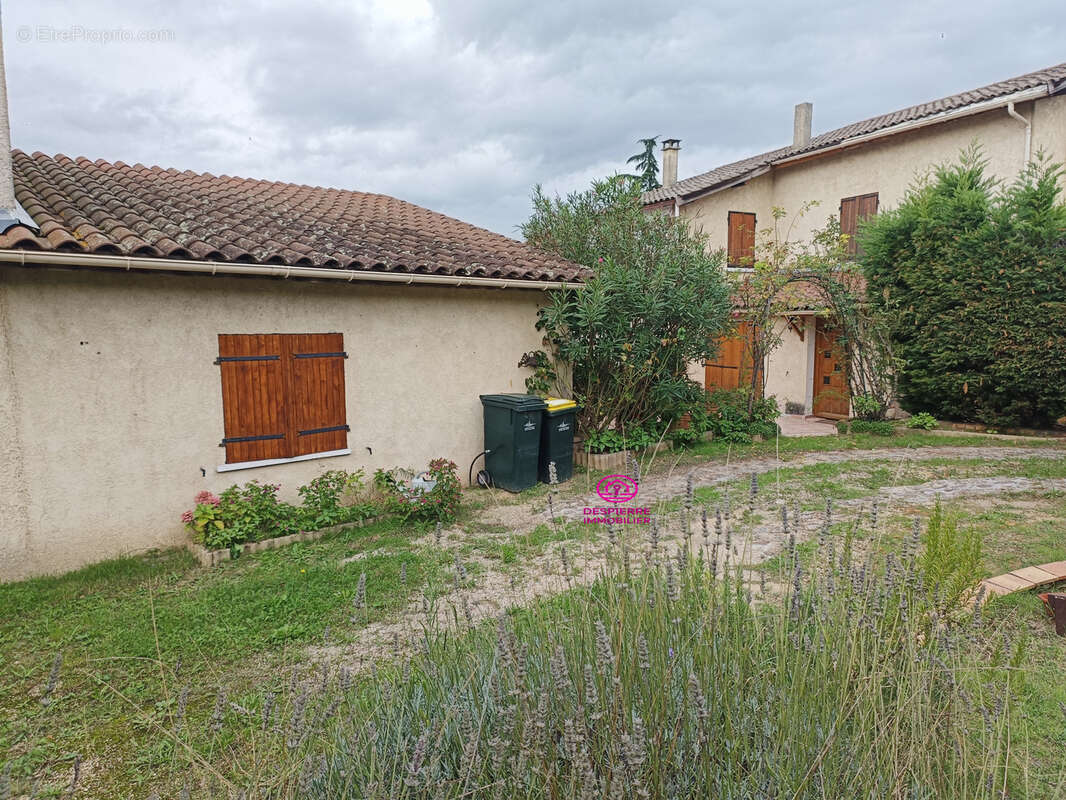 Maison à SAINT-MAURICE-L'EXIL