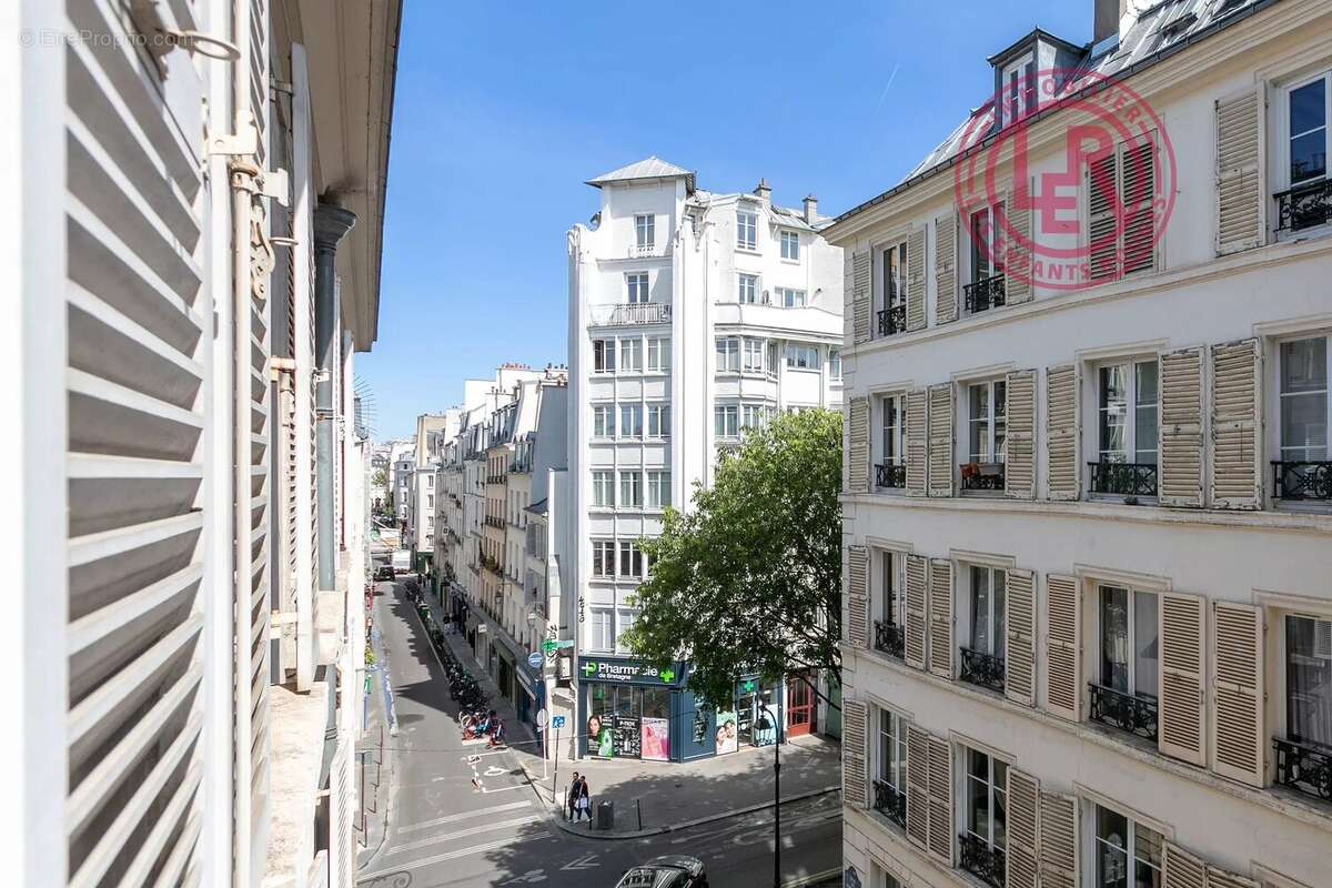 Appartement à PARIS-3E