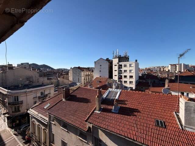 Appartement à SAINT-ETIENNE