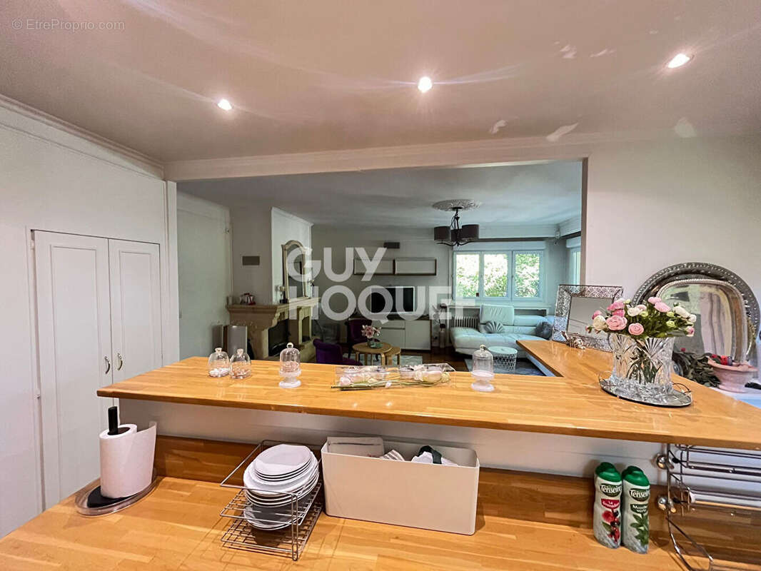 Maison Gagny 5 pièces 130 m2 - 209m² au sol - photo 7