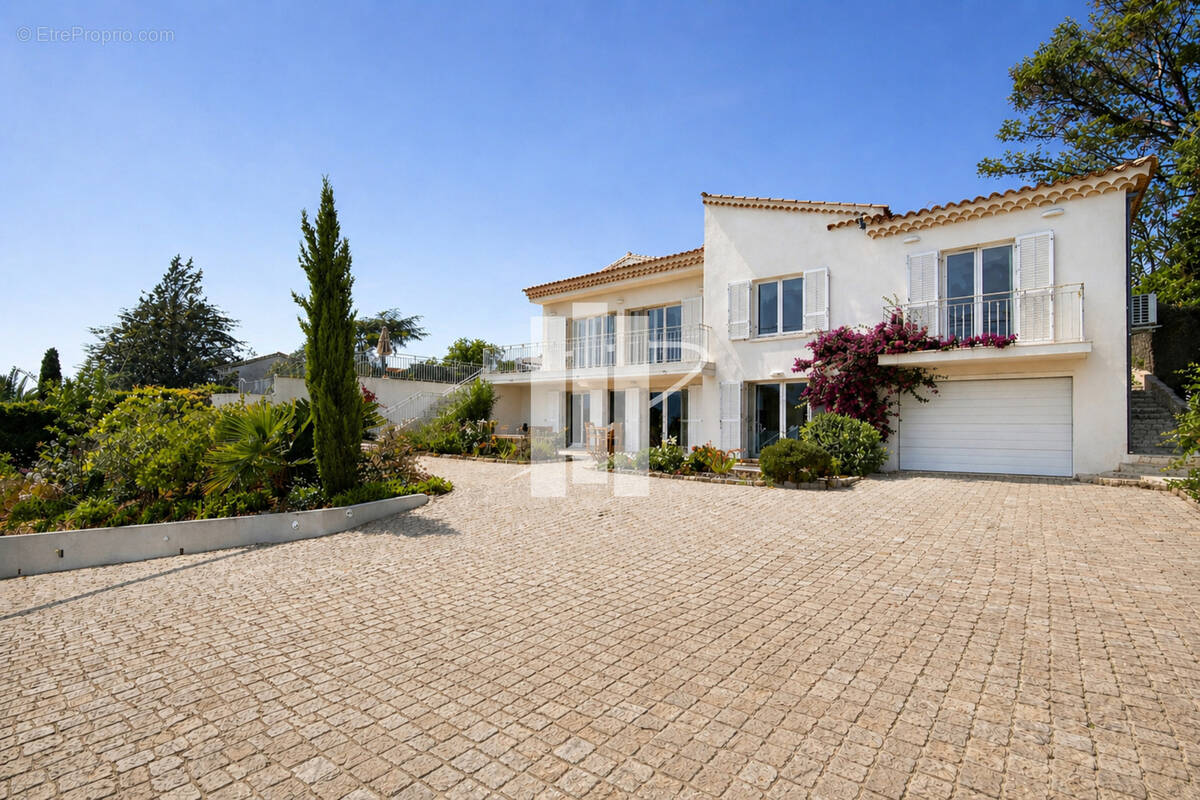 Maison à SAINT-RAPHAEL
