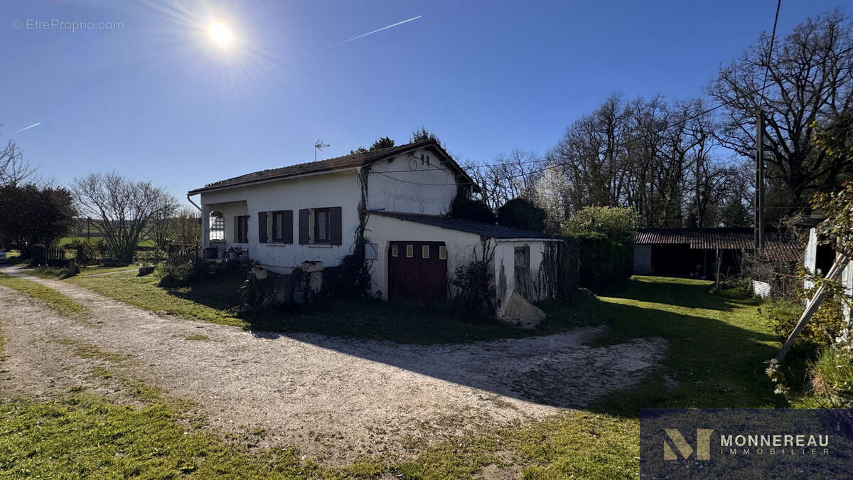 Maison à BARRET