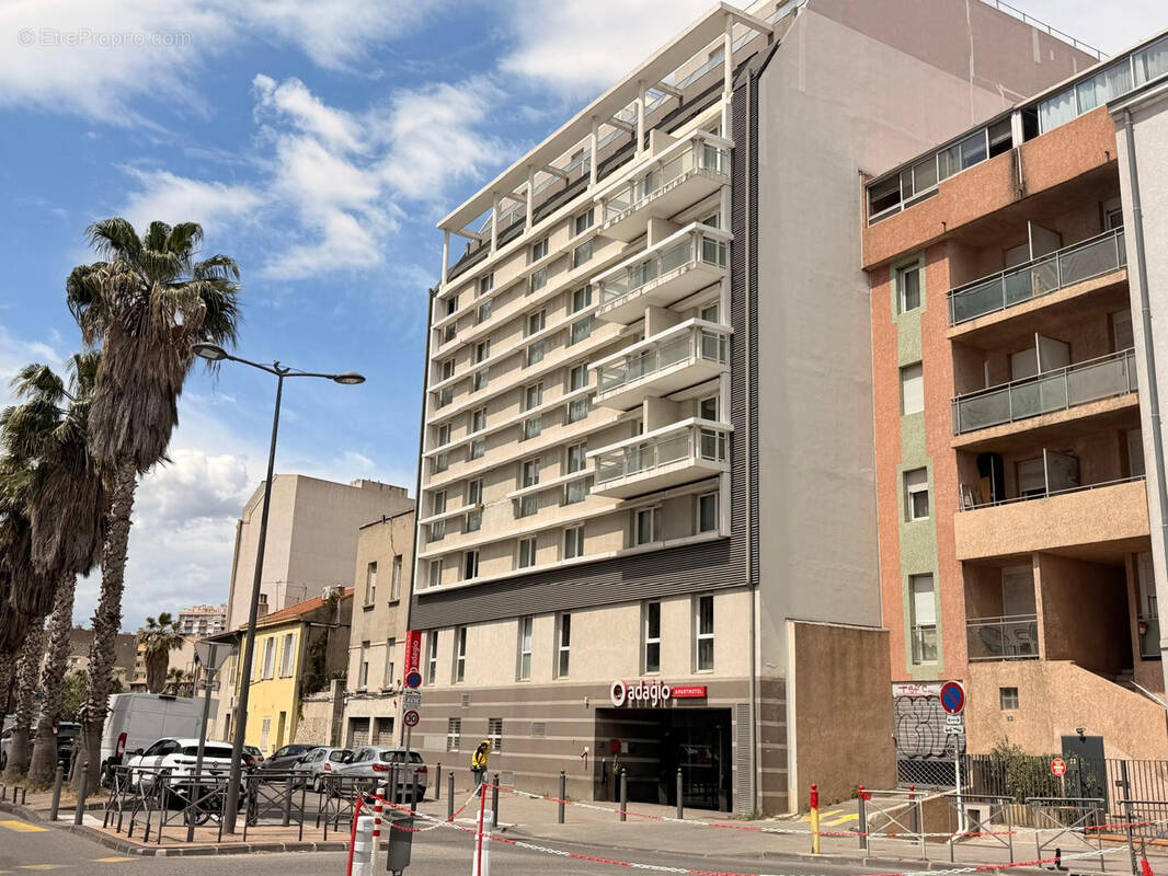 Appartement à MARSEILLE-5E