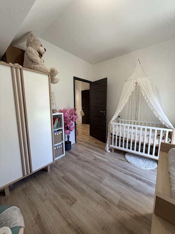 Appartement à SAINT-JEOIRE-PRIEURE