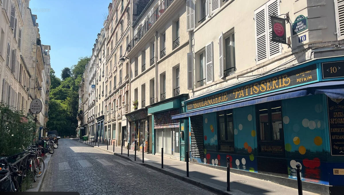 Appartement à PARIS-18E