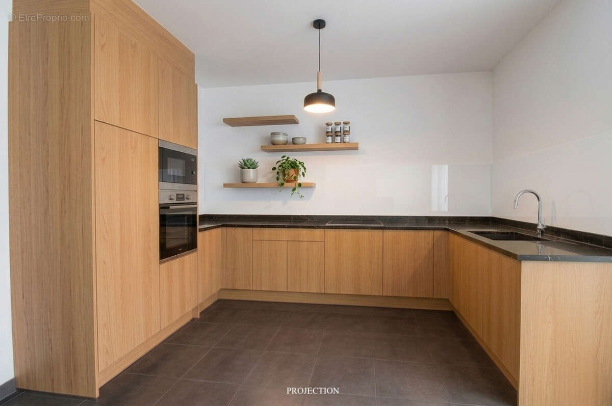 Maison à SAINT-PALAIS-SUR-MER