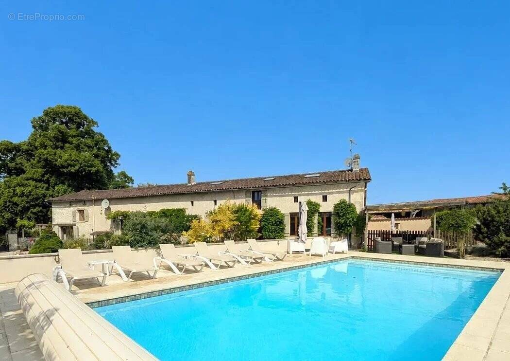 Maison à SAINTE-SOULINE