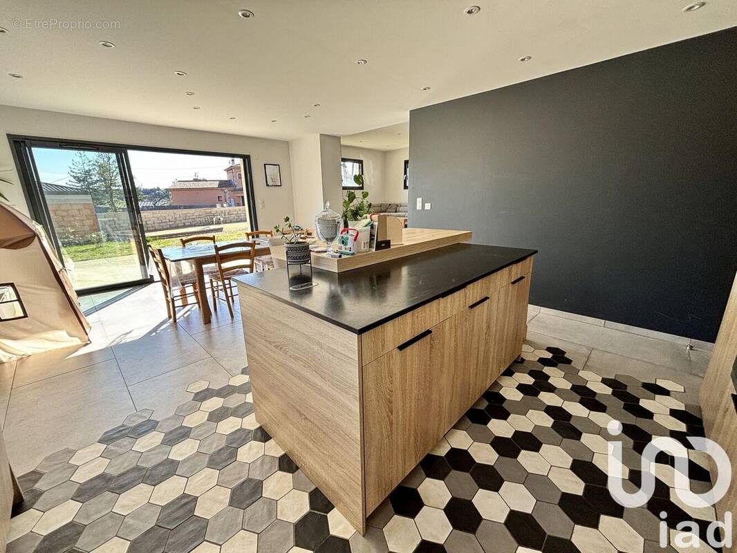 Photo 1 - Maison à UCEL