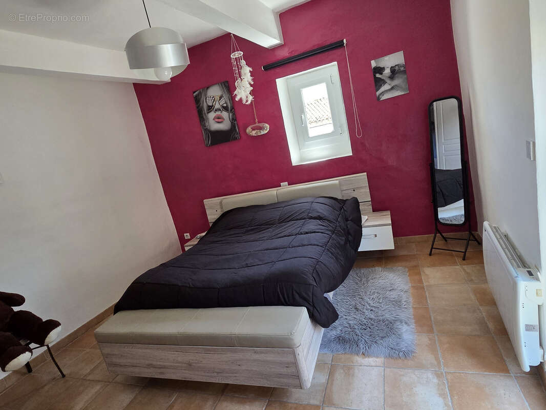 Maison à NEBIAN