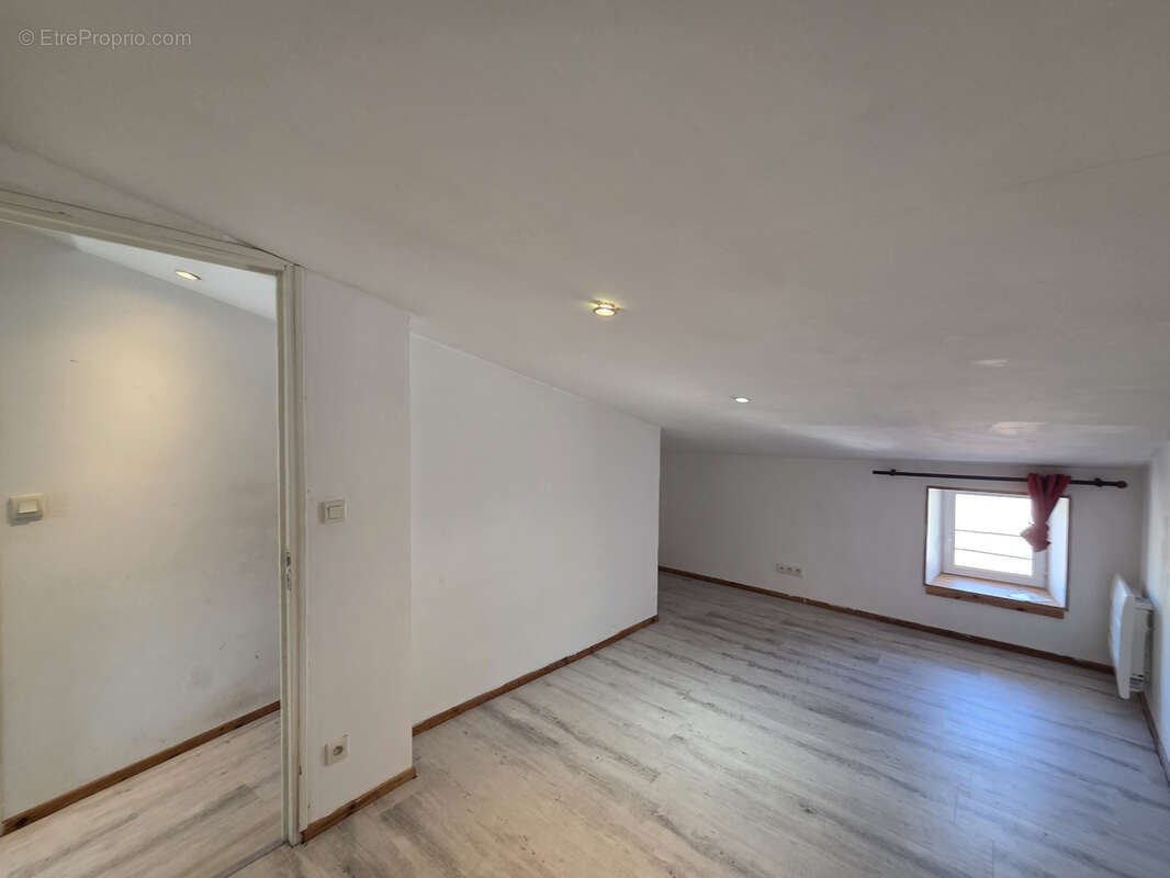 Maison à CHATEAUNEUF-SUR-CHARENTE