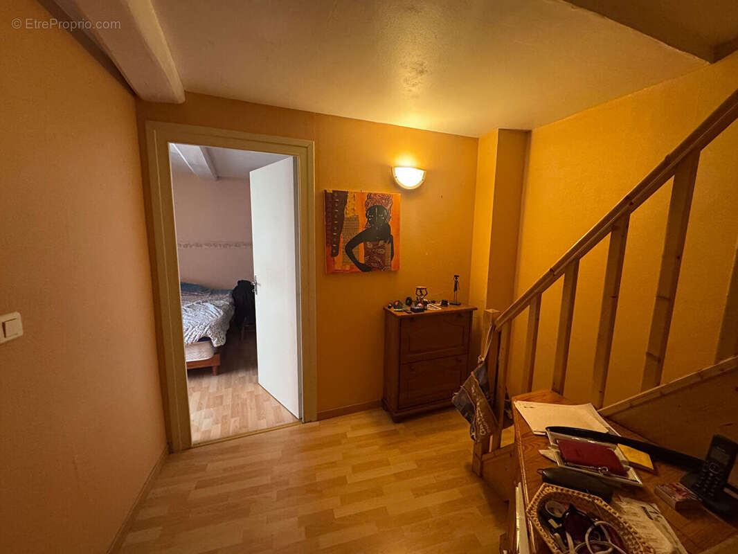 Maison à LES MARTRES-DE-VEYRE