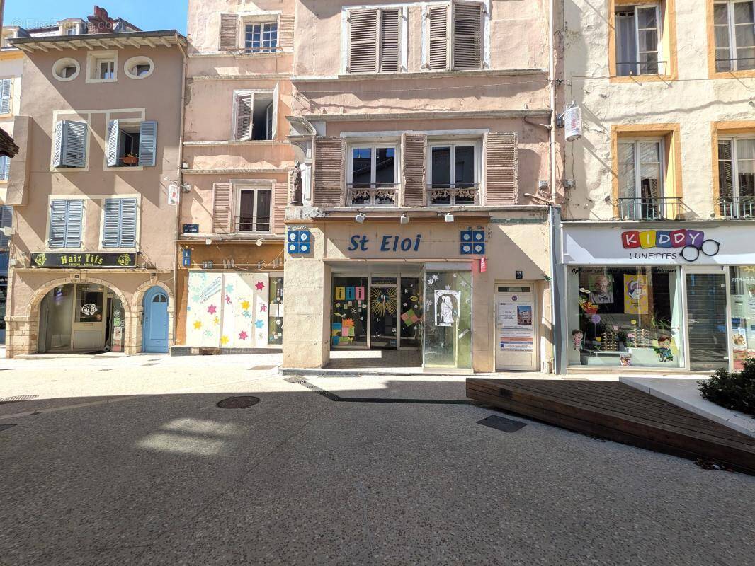 Commerce à MACON
