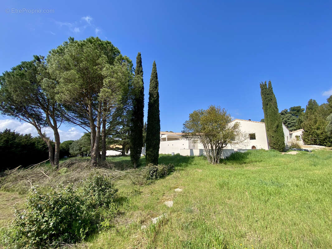 Maison à VILLEMOUSTAUSSOU