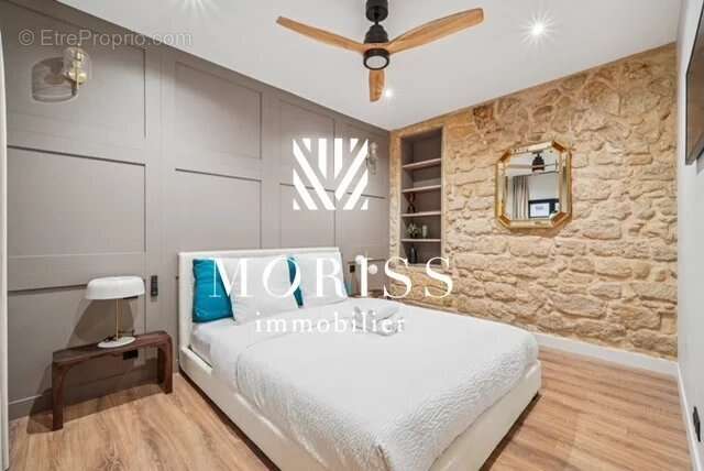 Appartement à PARIS-3E