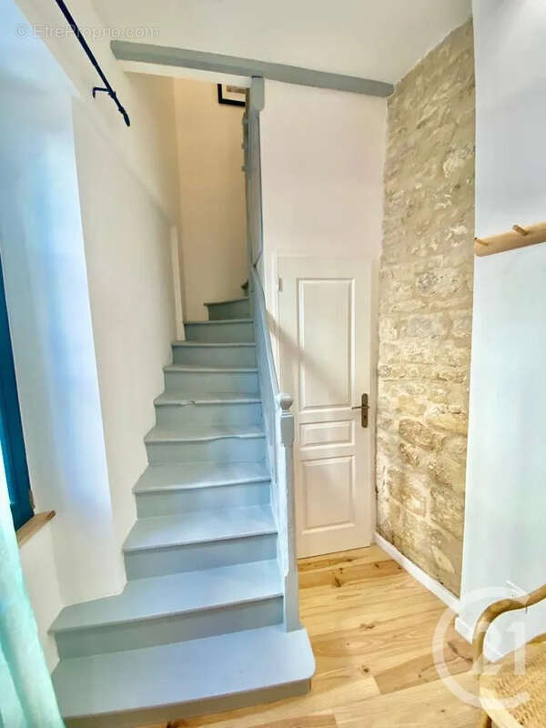 Maison 30 m² à Angouleme  - photo 3