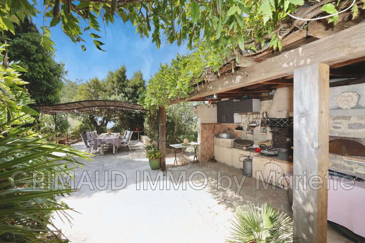 Maison 170 m² à Grimaud  - photo 5
