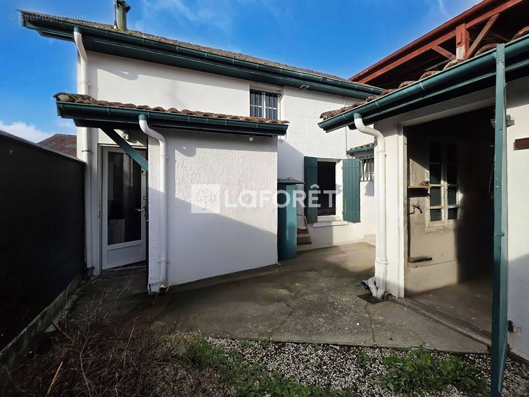 Maison à LABOUHEYRE