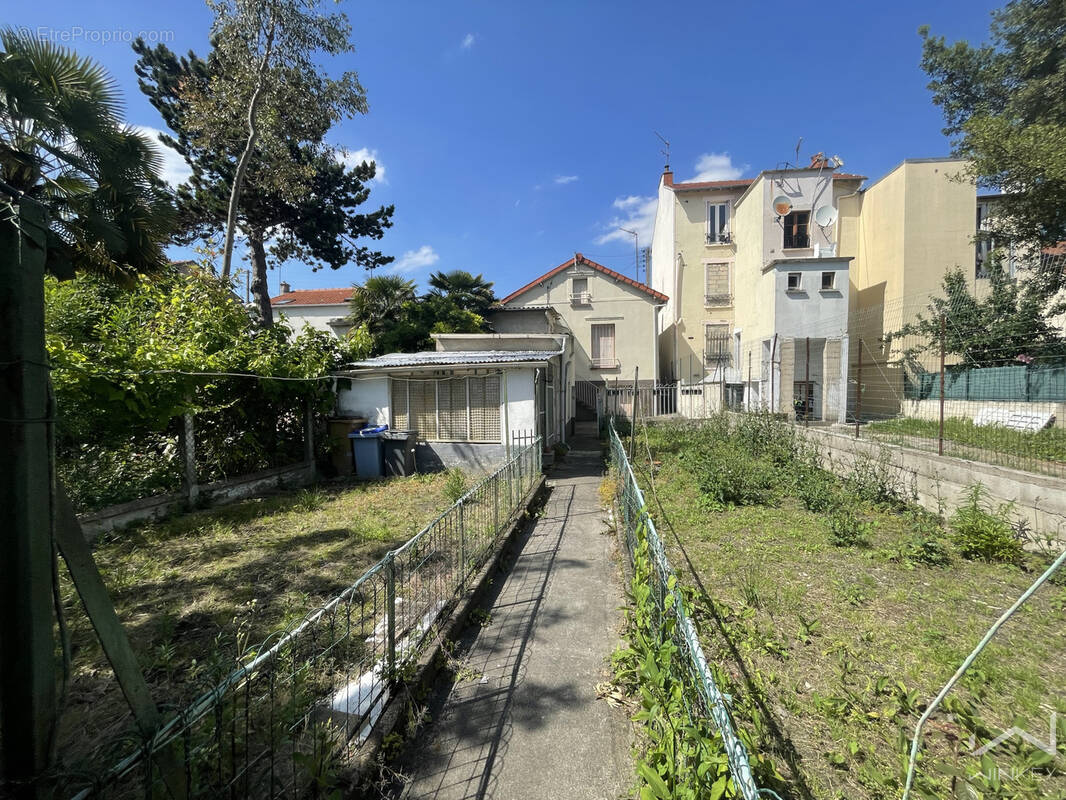 Maison à SAINT-DENIS