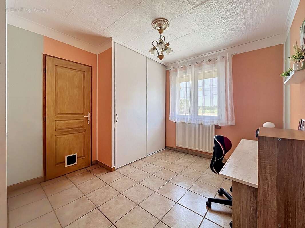 Maison à VACQUIERS