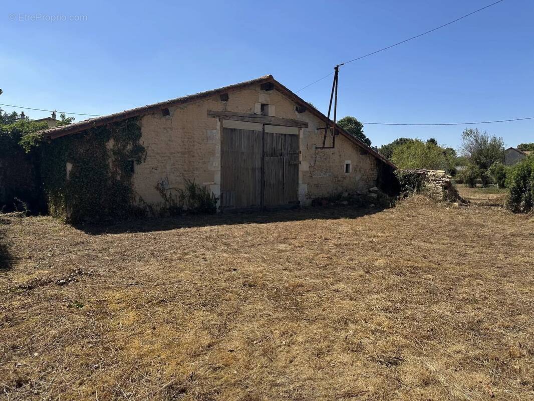Maison à ROMAGNE