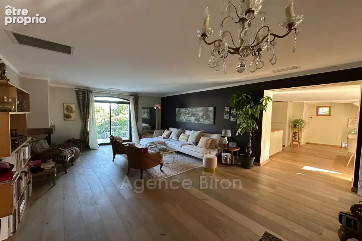 Maison 5 pièces 140 m² à vendre à Aix-En-Provence (13090) - photo 9