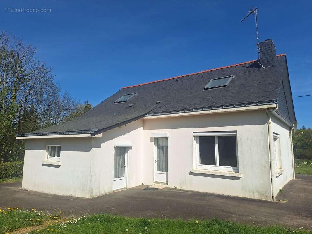 Maison à AVESSAC