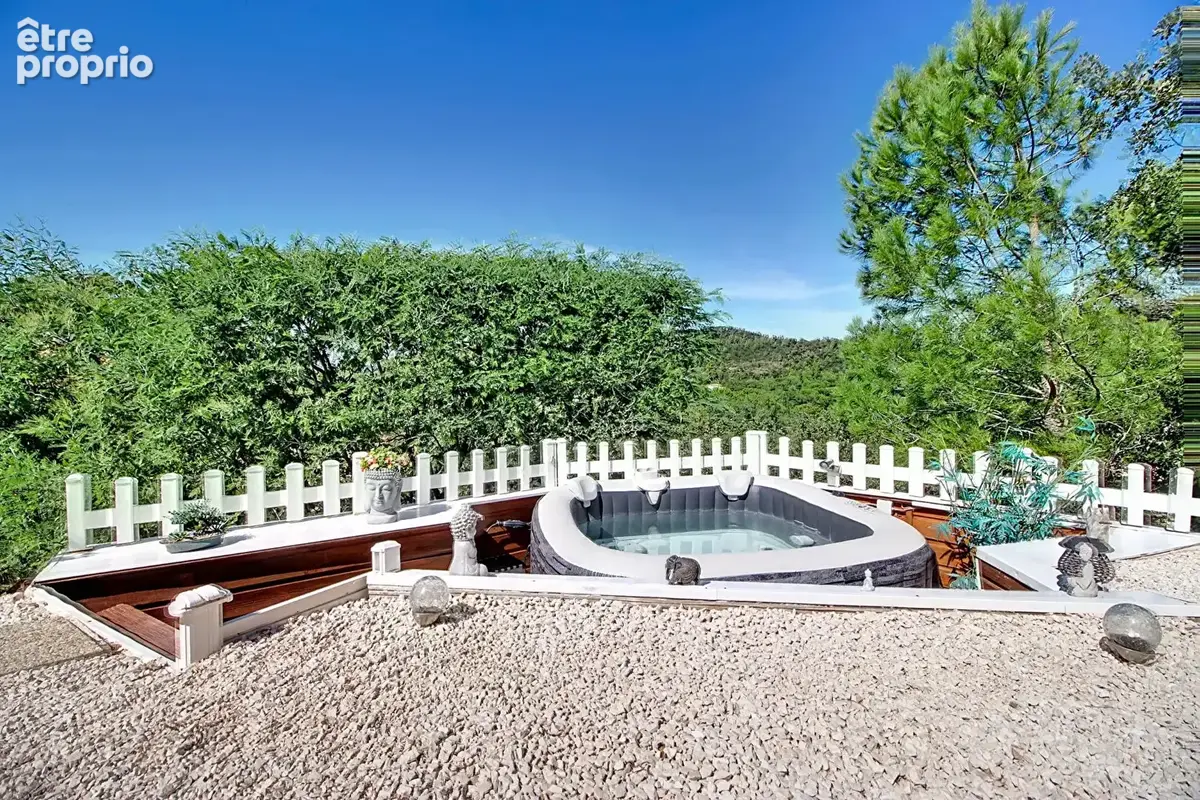 A VENDRE EN EXCLUSIVITÉ- Maison d'environ 120m2 à Vidauban- Terrain 1300m2,- piscine- cuisine d'été- garage - car port - photo 18