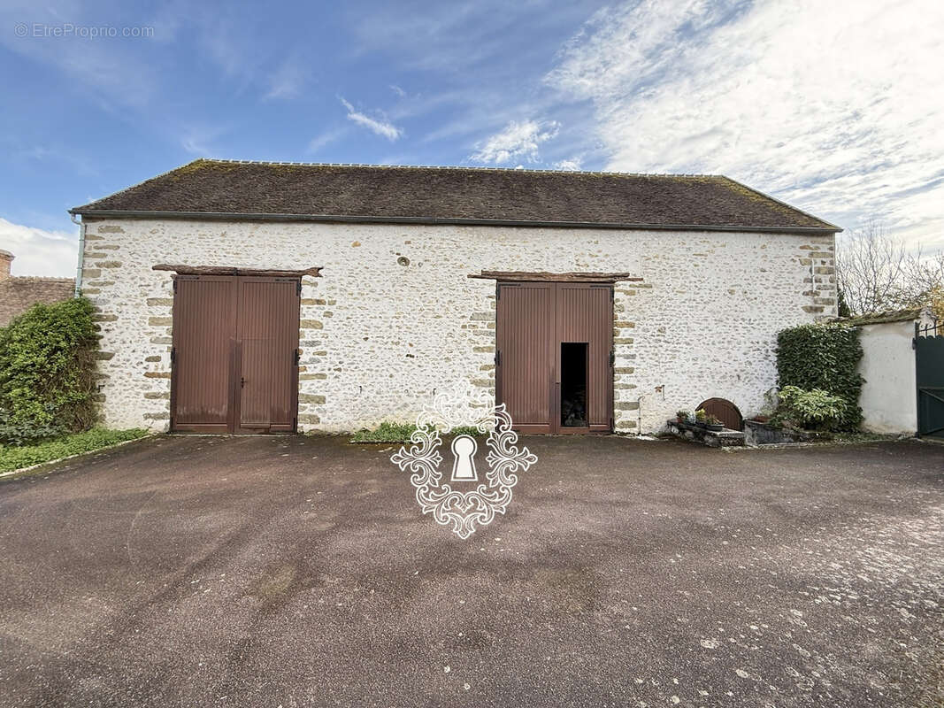 Maison à DONNEMARIE-DONTILLY