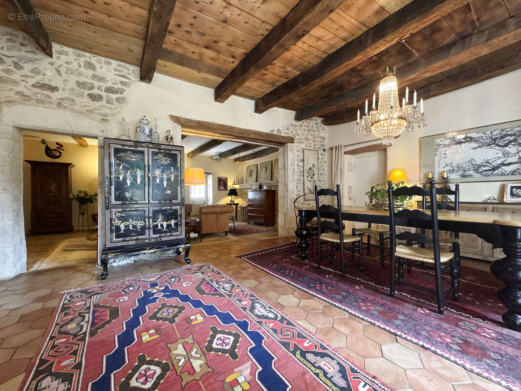 Maison à SAINT-ANDRE-DE-ROQUEPERTUIS