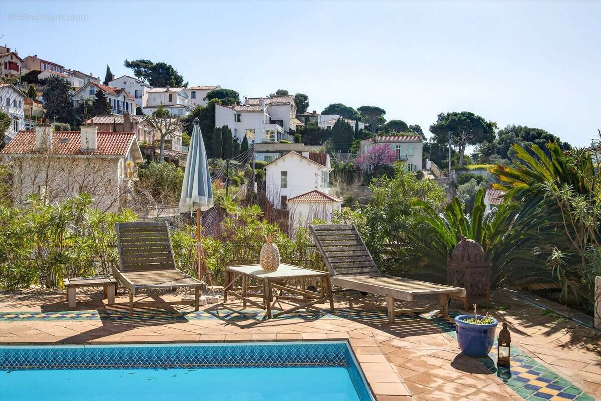 Maison à MARSEILLE-7E
